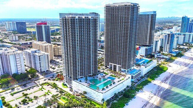 Building Photo - 1850 S Ocean Dr