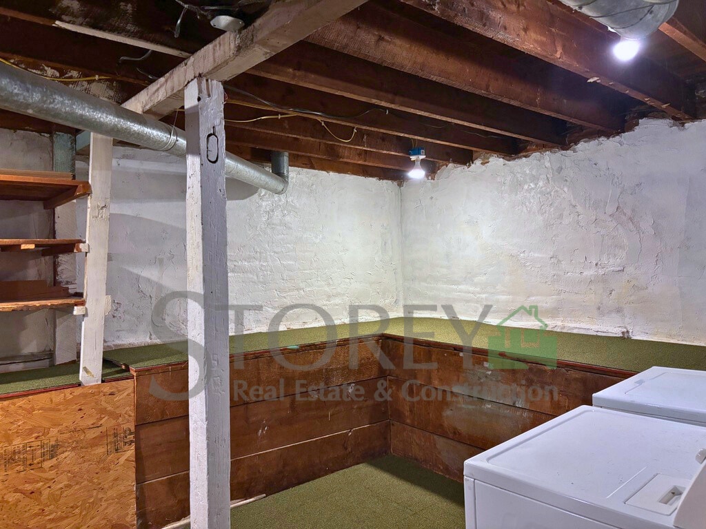 Building Photo - 3424 Navajo St