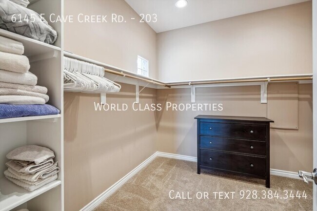 Building Photo - 6145 E Cave Creek Rd