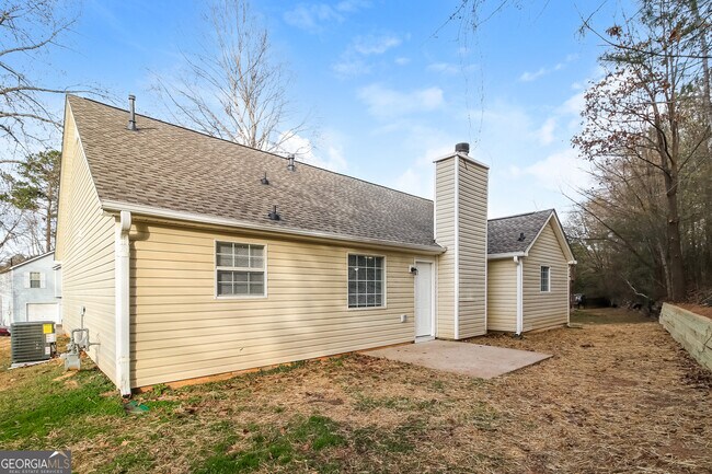 Building Photo - 7010 New Dale Rd