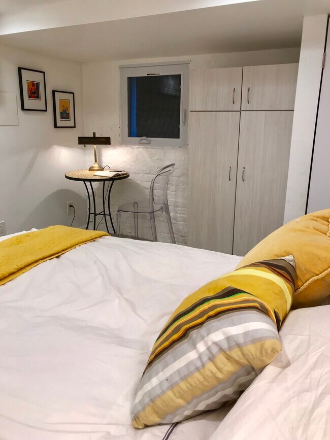 Building Photo - 1612 3rd St NW