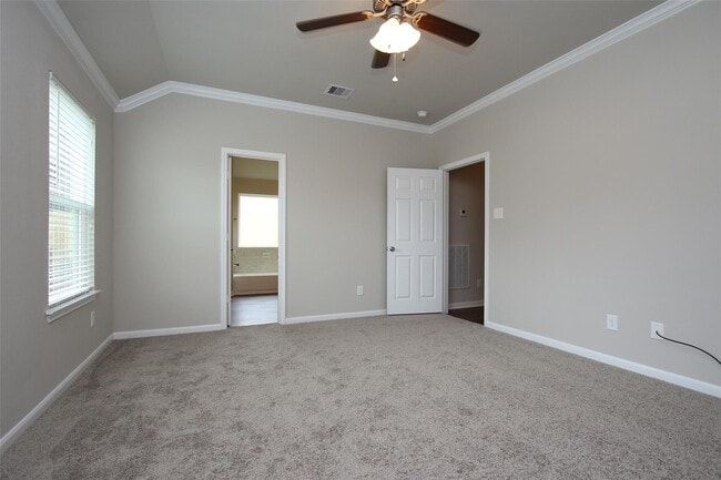 Building Photo - 8005 Woodward St