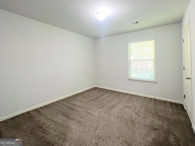 Building Photo - 6173 Roaring Rock Wy
