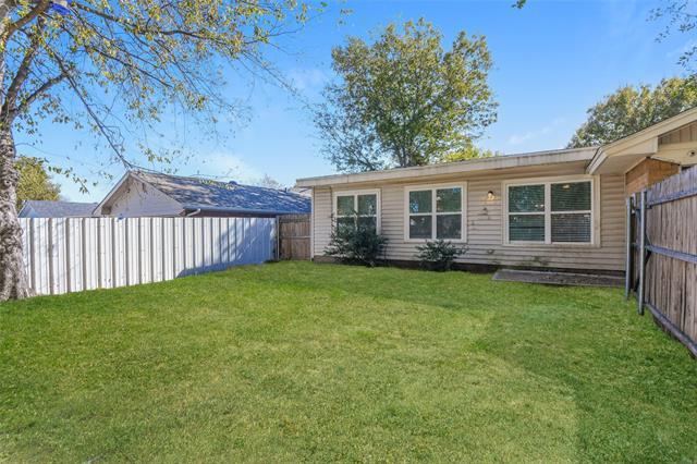 Building Photo - 1905 Christopher Dr