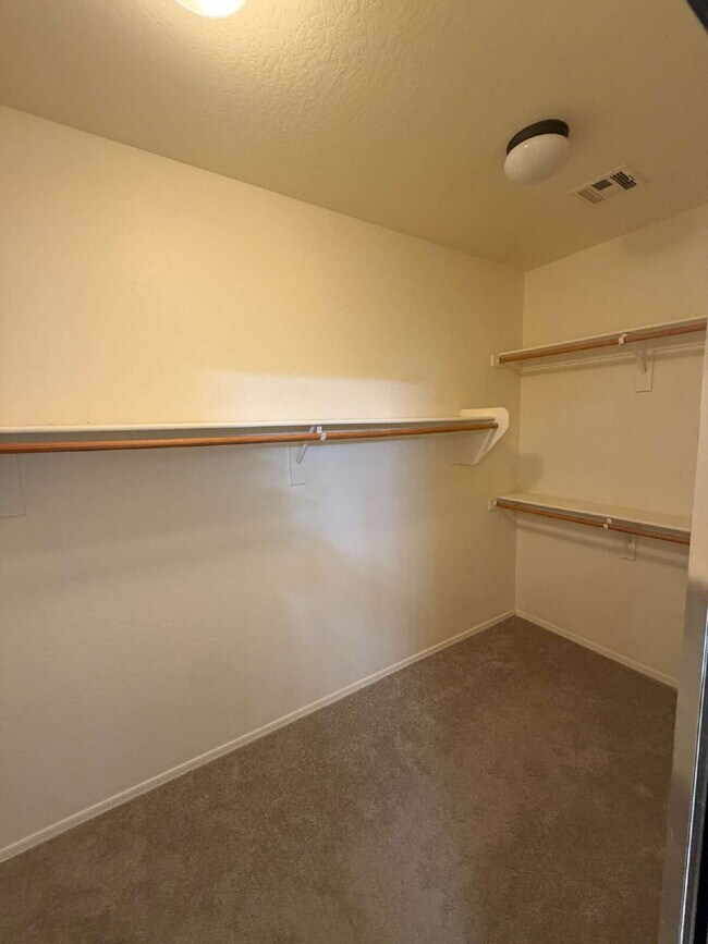 Building Photo - 18267 N Cook Dr