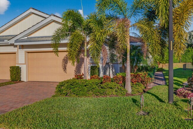 Building Photo - 14567 Edgewater Cir