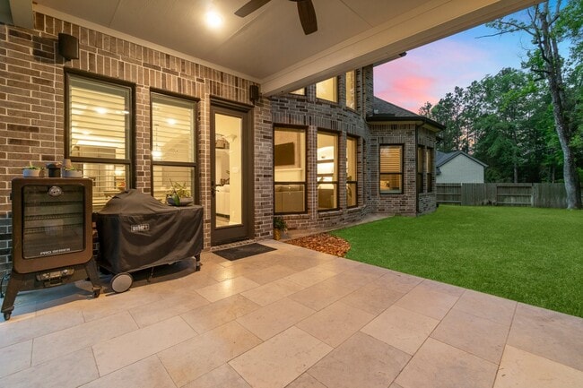 Building Photo - 109 Bronze Peak Ct