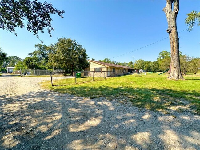 Building Photo - 11418 Cypress North Houston Rd