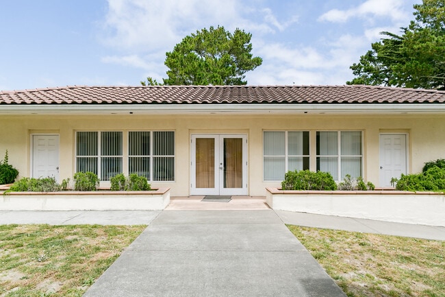 Building Photo - 3855 Carter Dr