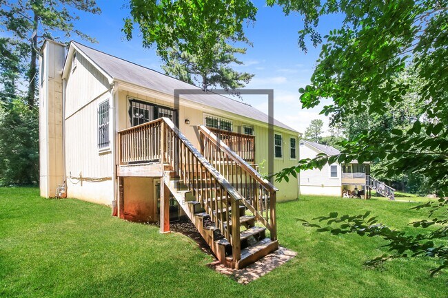 Building Photo - 3696 Dogwood Farm Rd