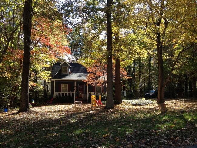 Building Photo - 123 Bonaparte Dr