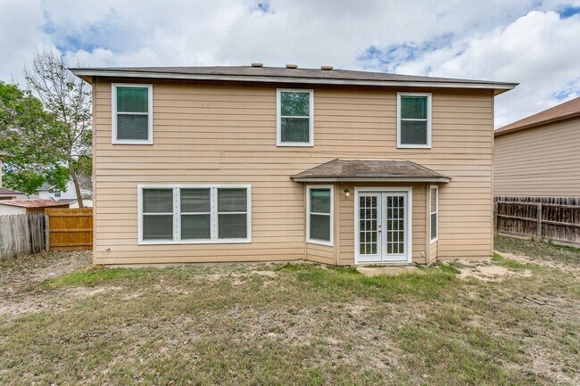 Building Photo - 3410 Sherwin Dr