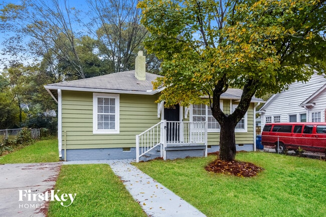 Building Photo - 1583 Pineview Terrace SW