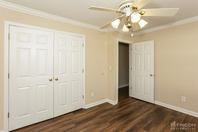 Building Photo - 9 Big Horn Ct