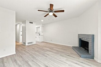 Building Photo - 8108 Foxfire Ln