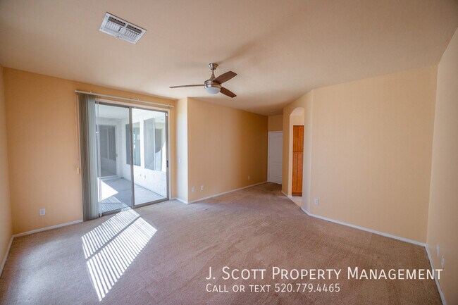 Building Photo - 18462 W Western Star Blvd
