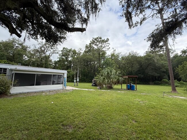 Building Photo - 16425 Sunflower Trail