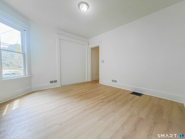 Building Photo - 445 Dixwell Ave