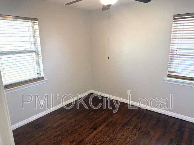 Building Photo - 3025 NW 67th St