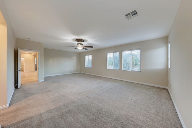 Building Photo - 5 Bedroom Corner Lot Home in Gated Community!