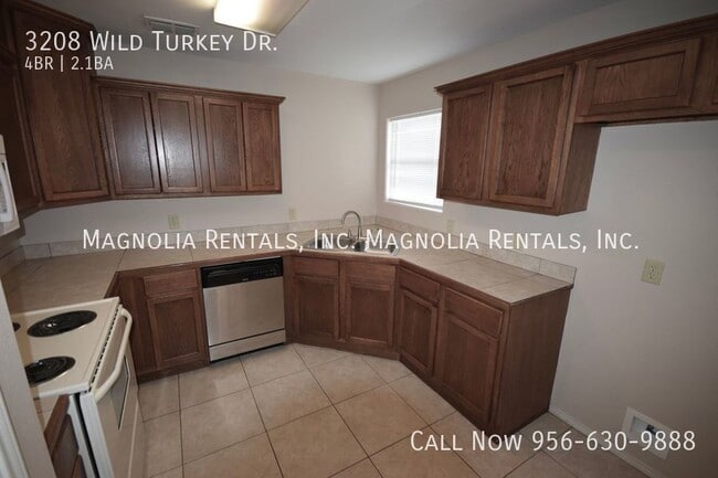 Building Photo - 3208 Wild Turkey Dr