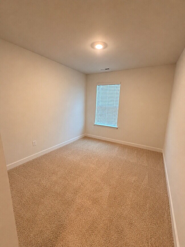 Building Photo - Modern 3 BR | 2.5 BA Townhome in Goldsboro *Newly Developed Seymour Village*