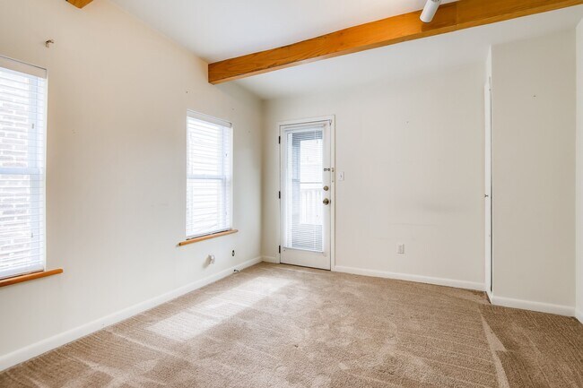 Building Photo - 1127 S Hanover St