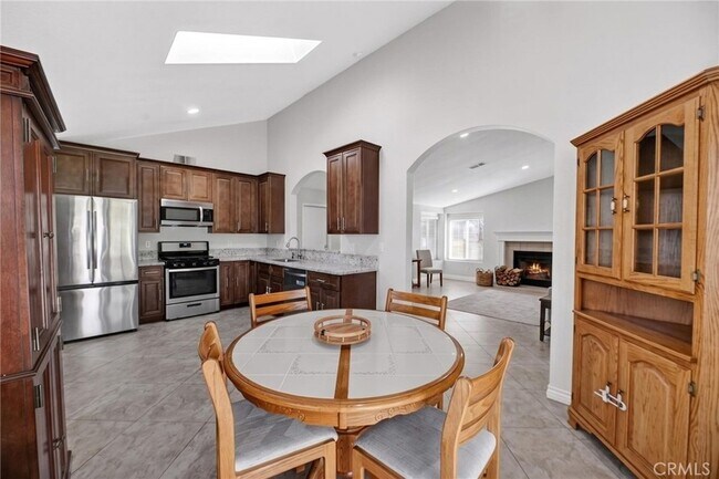 Building Photo - 39427 Canyon Rim Cir
