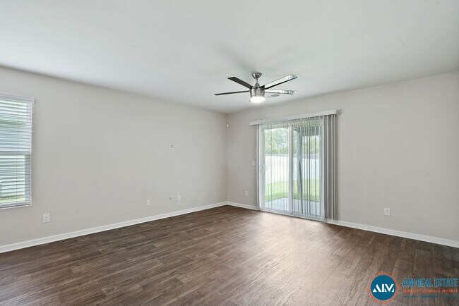 Building Photo - 127 Auditorium Rd