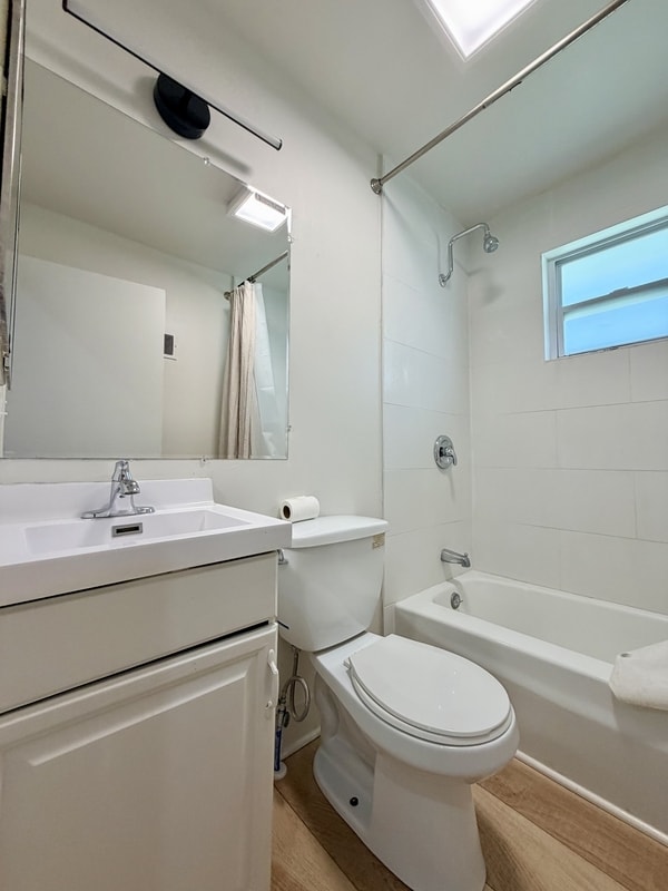 Building Photo - 2949 H S 78th St