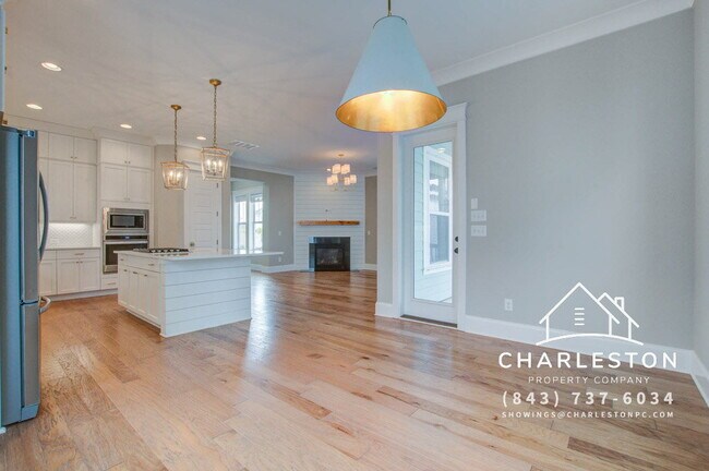 Building Photo - 1636 Juliana St