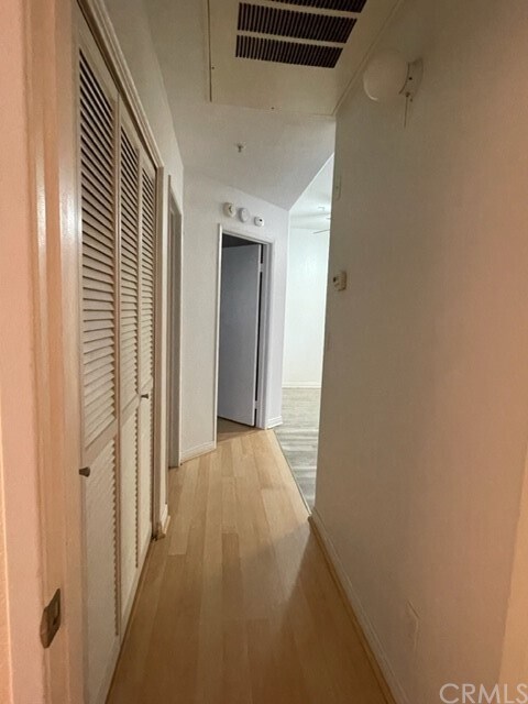 Building Photo - 13133 Le Parc