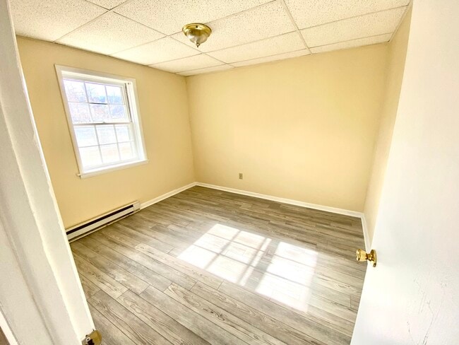 Building Photo - 100 Carter Dr