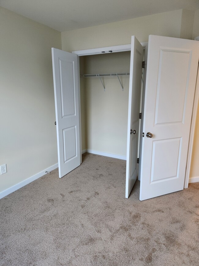 Building Photo - 1344 Stone Rdg Pk Lp