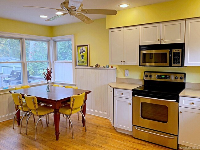 Building Photo - 1855 Kenneys Rd