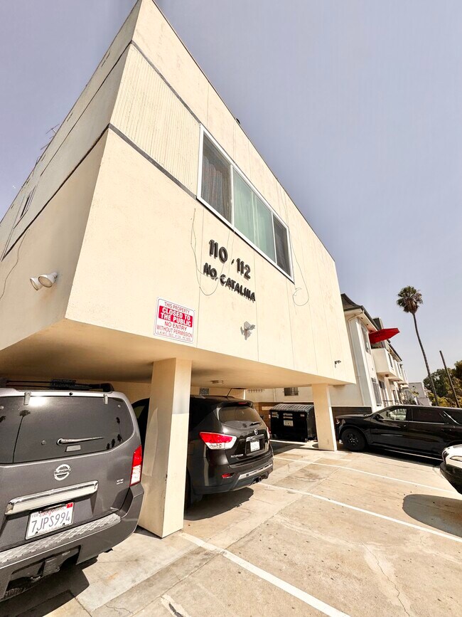 Building Photo - 110 Catalina St