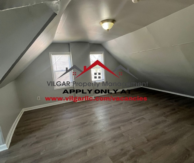 Building Photo - Wow, what a home! This stunning 3 bedroom,...