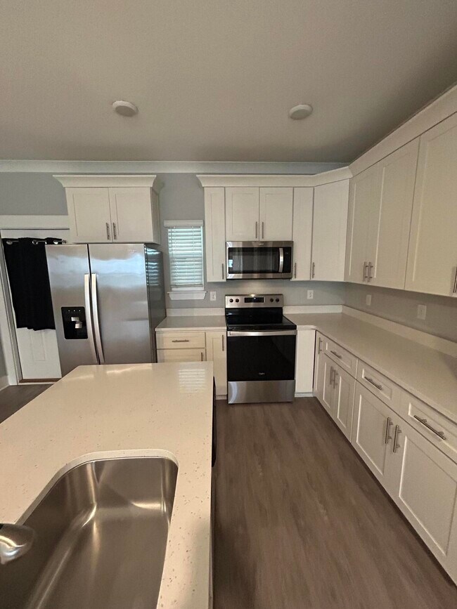 Building Photo - 147 N Sand Palm Rd