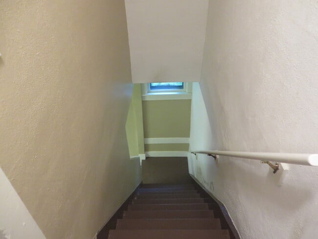 Building Photo - 1125 Wilt St