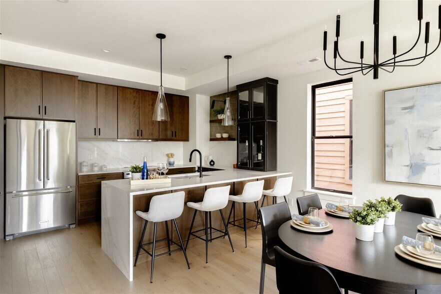 Building Photo - 1751 N Williams St