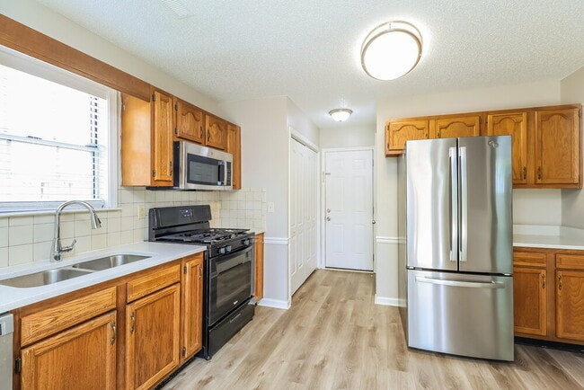 Building Photo - 4107 Regency Dr