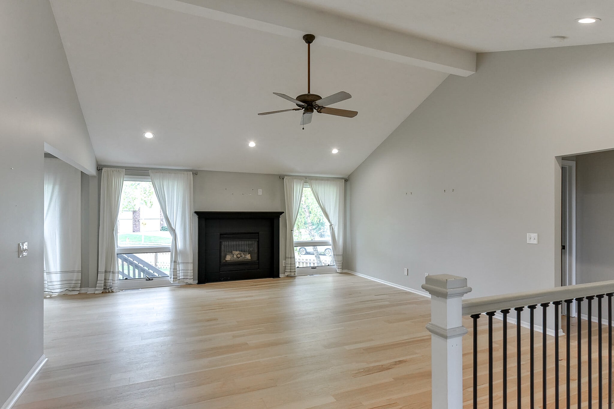 Building Photo - 15327 Parker Cir