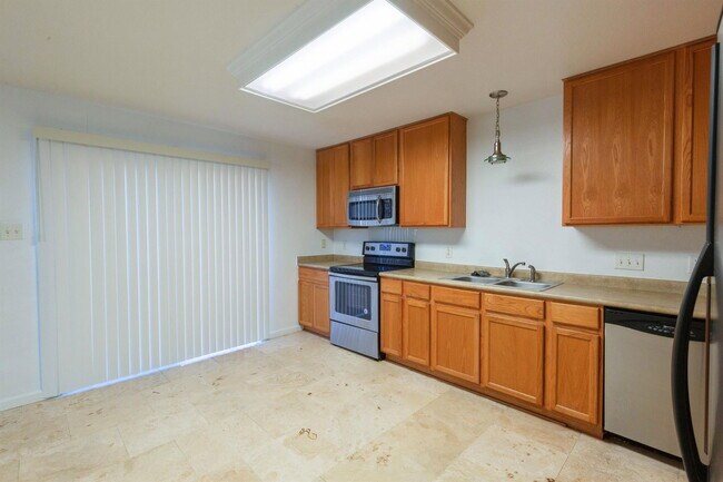 Building Photo - 2020 Kass Cove