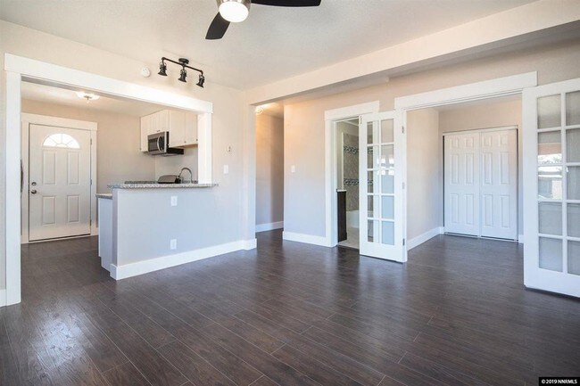 Building Photo - 1205 Valley Rd