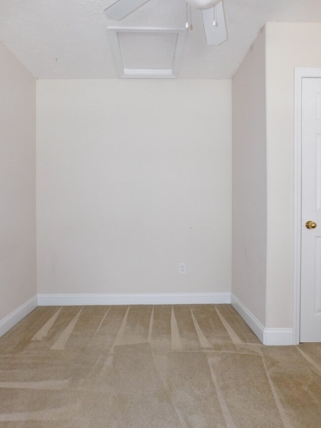 Building Photo - 4024 Arbor Green Way