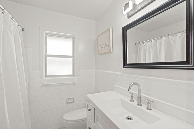 Building Photo - 1409 Conrad Sauer Dr