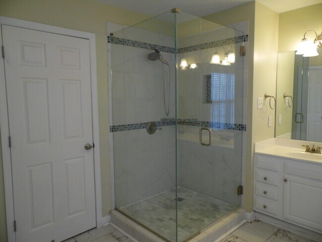 Building Photo - 3705 Ansley Ct