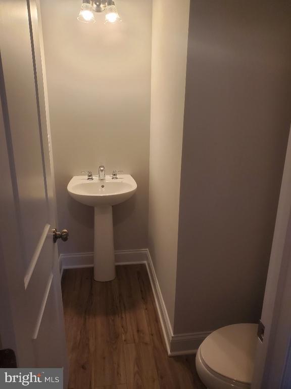 Building Photo - 3094 Egreton Rd