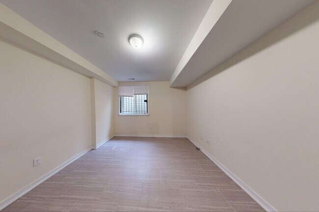 Building Photo - 1526 N Carlisle St