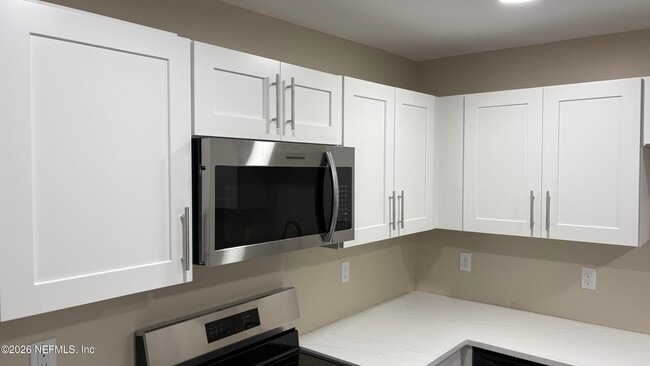 Building Photo - 5933 Jammes Rd